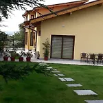 Ideal ساباريفا بانيا