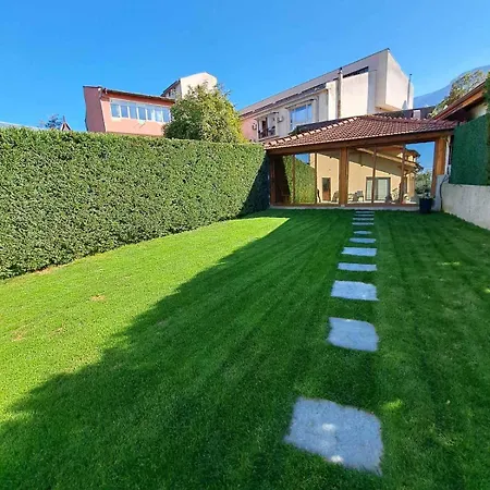 Pensjonat Ideal Saparewa Banja