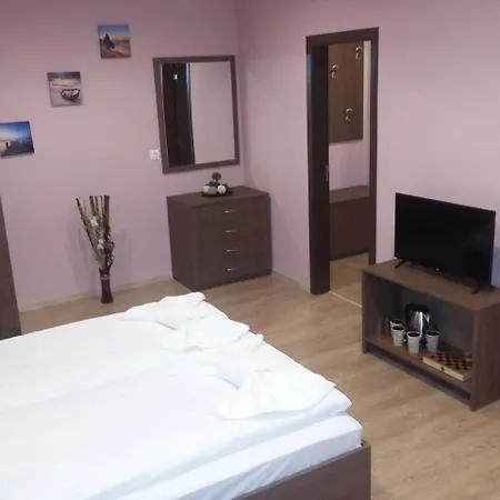 Ideal Pensión Sapareva Banya