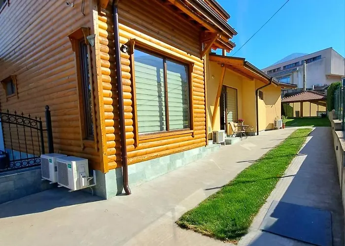 Ideal Guest house 3*