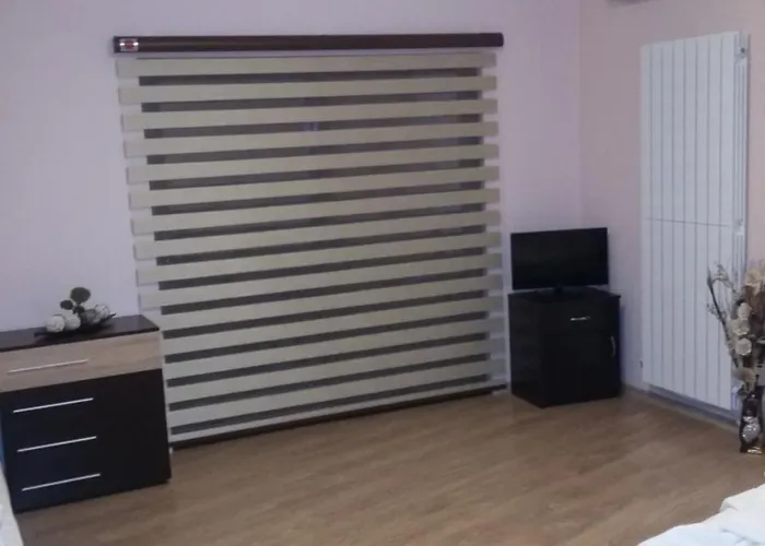 Ideal Guest house 3*